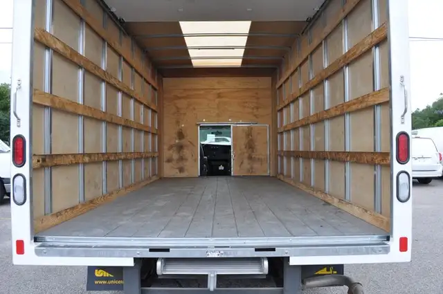 Junk, garbage, furniture, appliance removal Call: 403-615-5964 in Other in Calgary - Image 9