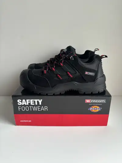 Saftey Shoes, View more