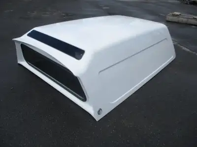 2021 Truck Cap, Silverado 1500 8 ft. 2019 to 2026 Front and Rear Window, Model no side window. Lock...