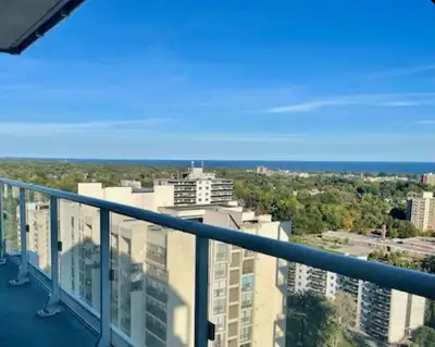 2 bed two parking condo unit for lease in old oakville