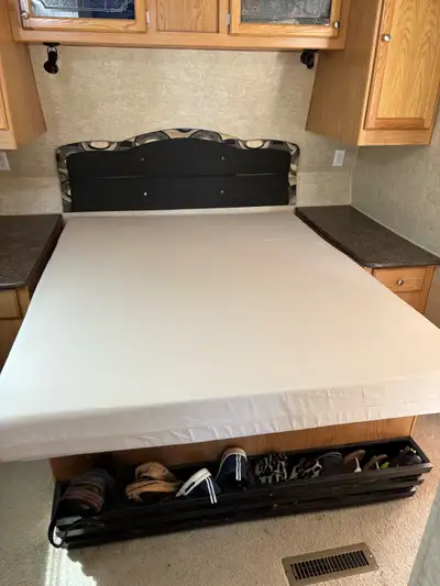 Queen RV mattress in great shape.