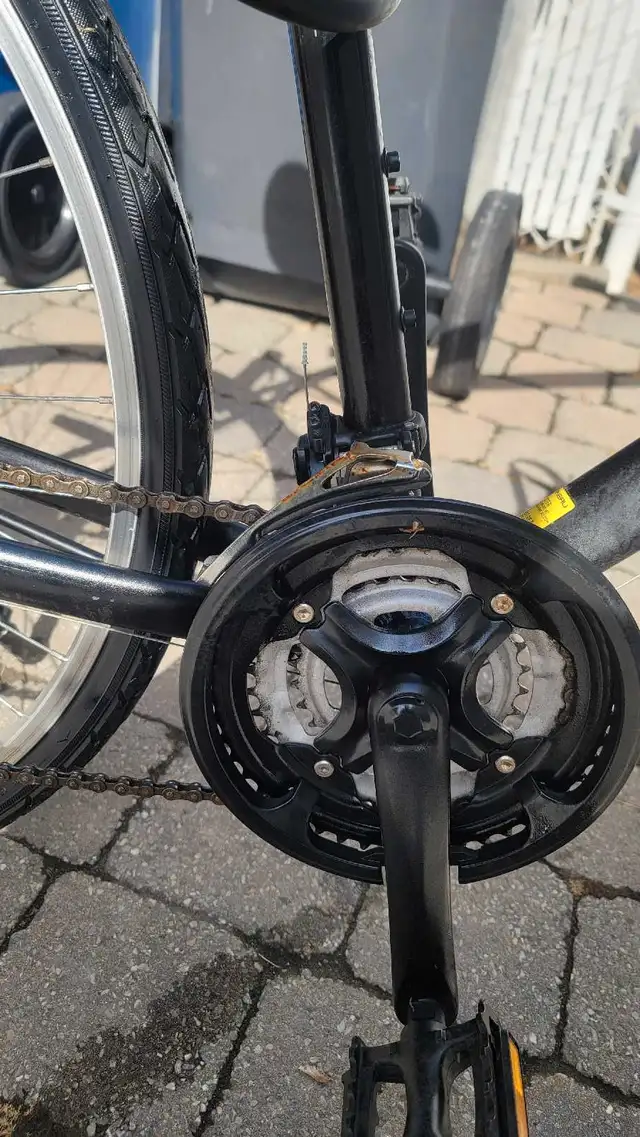 velo hybride Louis Garneau  in Cruiser, Commuter & Hybrid in Longueuil / South Shore - Image 8