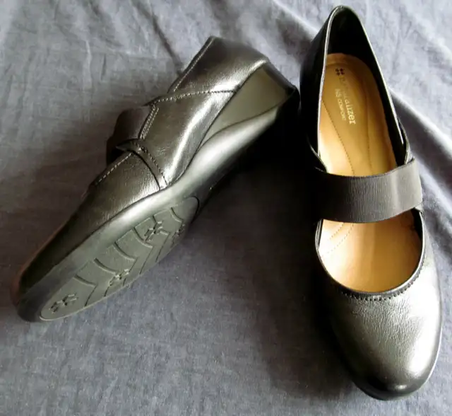 womens shoes in Women's - Shoes in Markham / York Region - Image 4