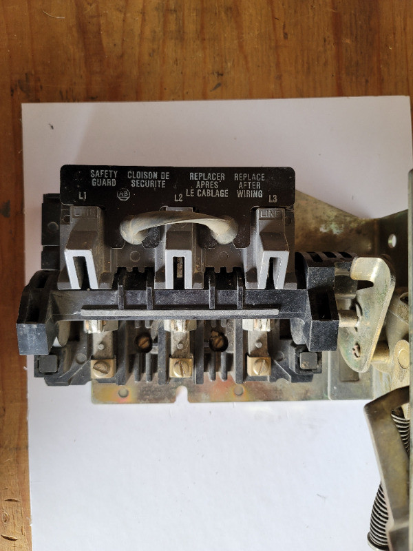 ALLEN BRADLEY 1494F-NR30 UNFUSED DISCONNECT SWITCH in Other Business & Industrial in Leamington - Image 2