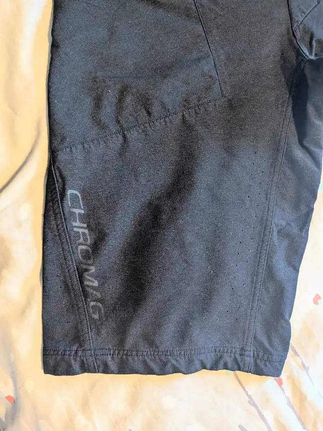 **Chromag MTB shorts - size 36** in Clothing, Shoes & Accessories in Ottawa - Image 7
