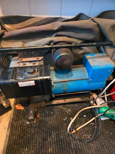 PICK UP IN WELLAND (ST CATHARINES) AREA Price is FIRM. Old school built to last. I think it is an 8h...