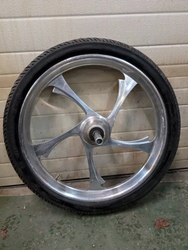 2012 Victory Vegas Jackpot for parts in Street, Cruisers & Choppers in Calgary - Image 5