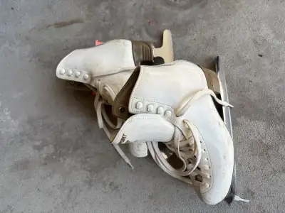 Ice Skates Figure - Ladies, View more