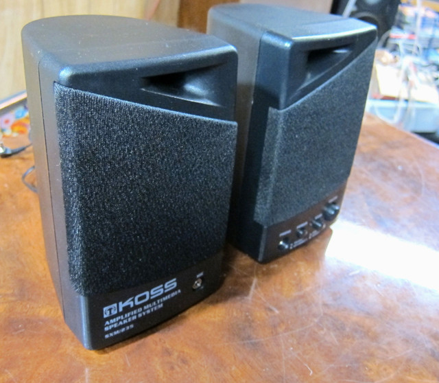 KOSS SXM 235 COMPUTER DISCMAN PHONE ACTIVE SPEAKERS AUX IN in Stereo Systems & Home Theatre in Ottawa - Image 3