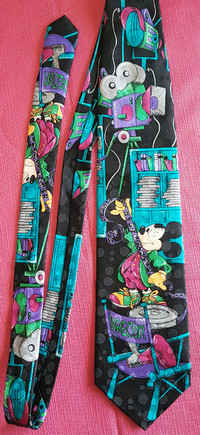 MICKEY MOUSE SILK TIE  / CRAVATE EN SOIE – DISNEY