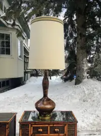 Tres Grande Lampe de Table Vintage Mid Century
