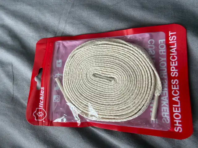 Jordan 1 Laces Basics Flat Thin - VintageCream Laces Jordan 1 in Men's Shoes in Markham / York Region - Image 3
