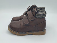 Boys Boots brown size 7 brand new/bottines garçons brune neuf