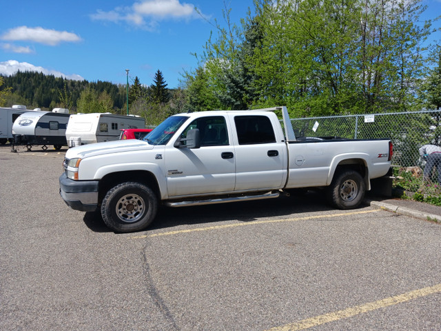 2006 3500 chev siloverado duromax in Cars & Trucks in Prince George - Image 2