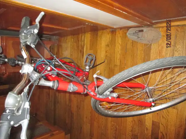 CCM Excelsior Hybrid Bicycle in Cruiser, Commuter & Hybrid in City of Montréal - Image 6