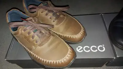 Danish Ecco Men's Shoes. Size 5 - 5.5 (39 European) mint!!, View more