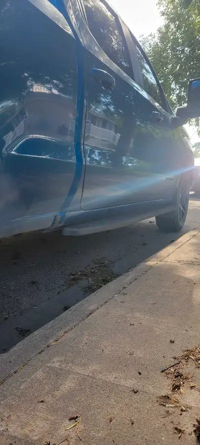 have a set of high clearance running boards for 2019+ silverado or sierra, there is a small scrape o...