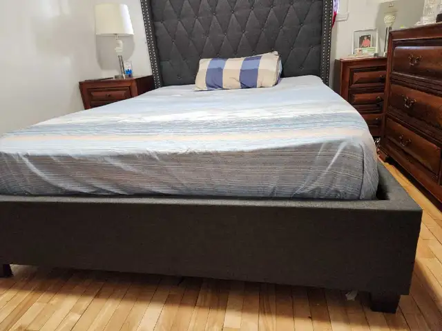Ensemble Grand Lit (Queen) COMPLET - Matelas Bambou - État NEUF in Beds & Mattresses in City of Montréal - Image 5