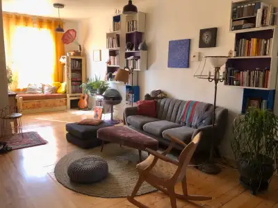 MILE EX SUBLET 2 bedrooms : OCT 20 - NOV 20 (approx) + MARCH