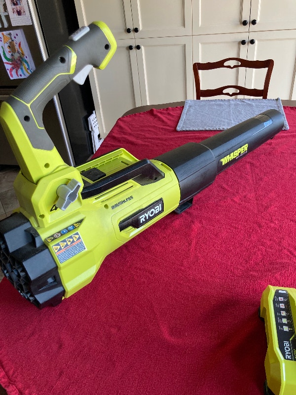Ryobi leaf blower Lawnmowers & Leaf Blowers Ottawa Kijiji