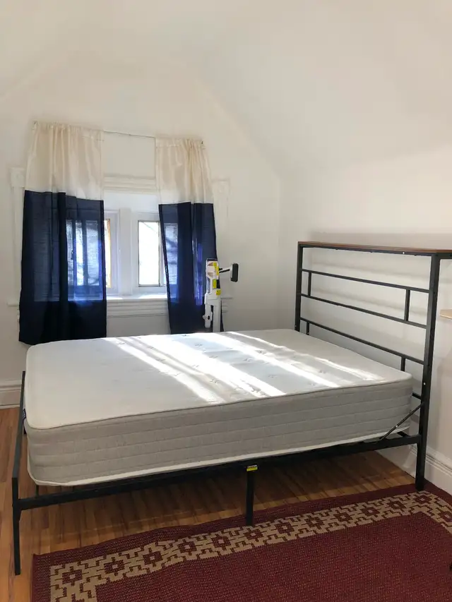 Core downtown Toronto, $1,550 per month, available April 1.