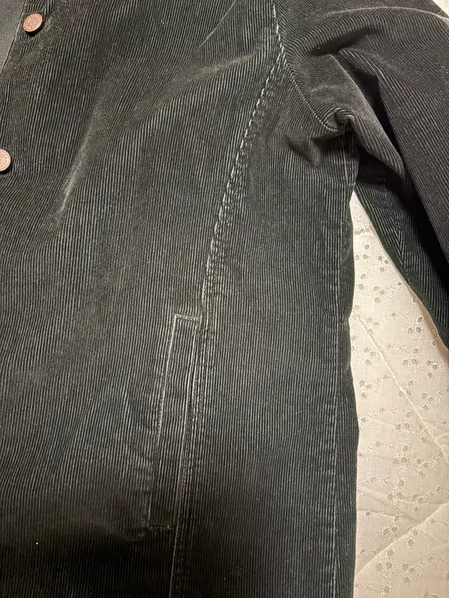 Vintage Corduroy Jacket - Black in Women's - Tops & Outerwear in City of Toronto - Image 4