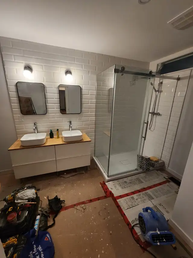 Renovation Entrepreneur557469192170383364