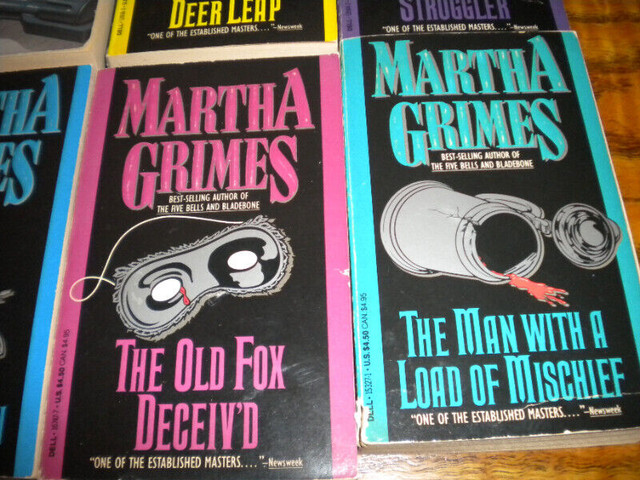 Lot Of 10 Martha Grimes Murder Mystery Paperback Books in Fiction in Oakville / Halton Region - Image 4