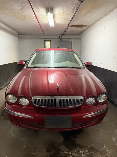 At the time of writing, this is the LAST red version of its kind available in Canada (this is the hi...