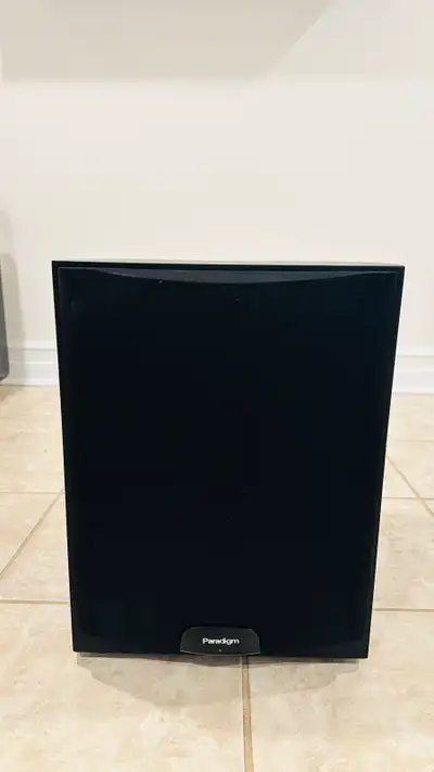Paradigm powered subwoofer PDR 10 v4 Comes from pet and smoke free home.
