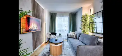 4 1/2 condo in Golden Square Mile downtown montreal