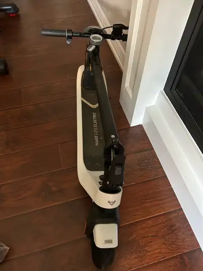 Almost new. Good condition. Cash and pick up only! Oakville 3rd line, L6M 0E9
