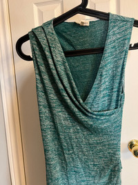 Like New Aritzia Wilfred Dress in green size small