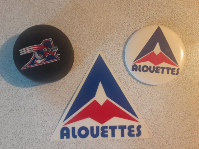 3 OBJETS AVEC LOGO DES ALOUETTES DE MONTREAL VINTAGES CFL dans Art et objets de collection  à Laval/Rive Nord