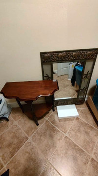 Table & Mirror 