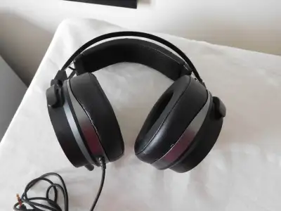 Écouteur de marque RAZER AVEC FIL, View more