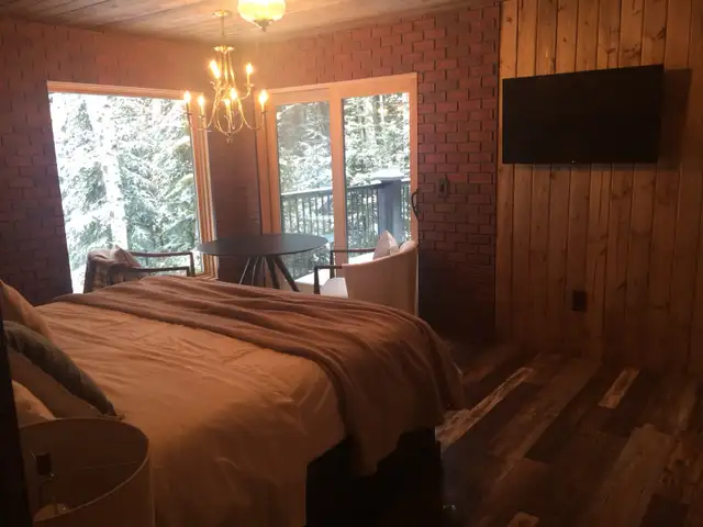 Elk Ridge Cottage w/ Hot Tub in Saskatchewan in Canada - Image 5