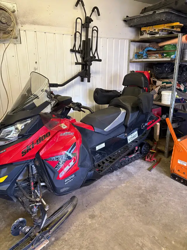 Skidoo GSX 900 ace le 2014 in Snowmobiles in Drummondville - Image 4