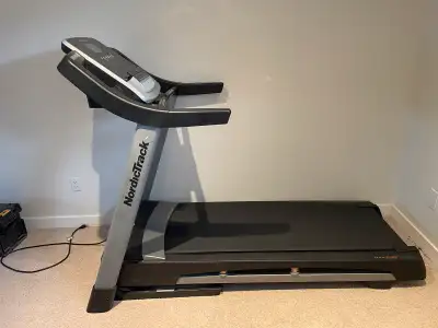 Has really nice dual shock suspension for low impact on your knees, up to 10% incline, and long 58”...