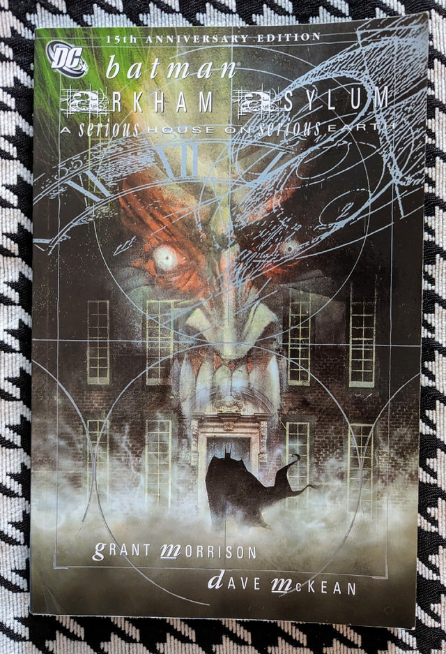 Batman: Arkham Asylum in Comics & Graphic Novels in Hamilton