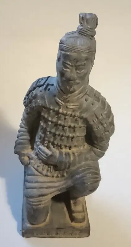 Vintage 6 1/2" Tall Chinese Terracotta Clay Warrior Army Soldier in Arts & Collectibles in Oshawa / Durham Region - Image 2
