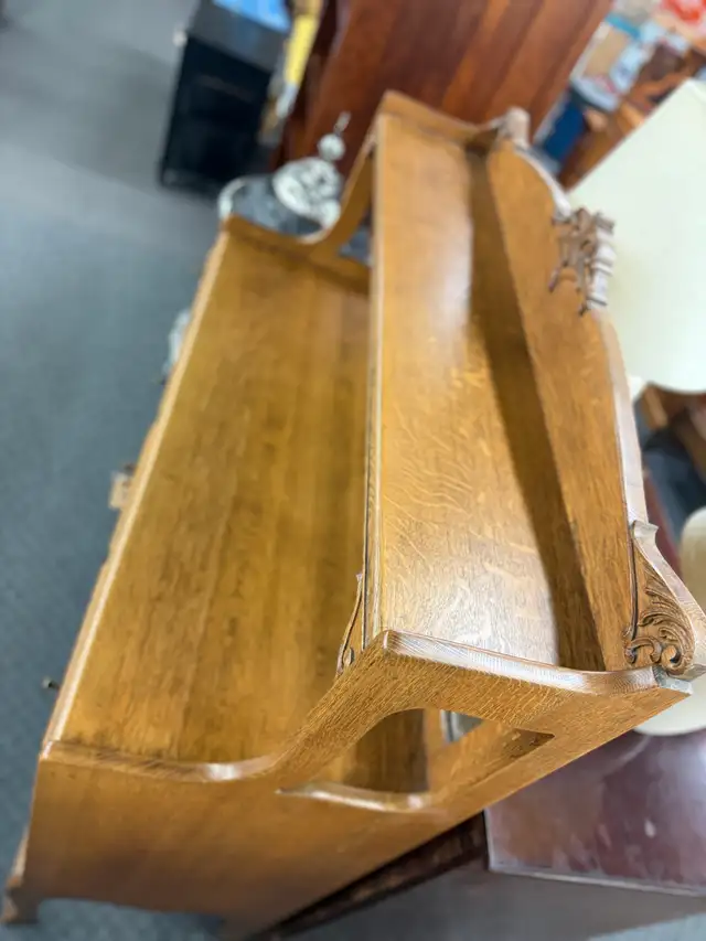 old one piece solid oak sideboard  in Hutches & Display Cabinets in Edmonton - Image 4