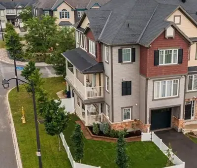 197 PAR-LA-VILLE Cir, Stittsville FOR RENT