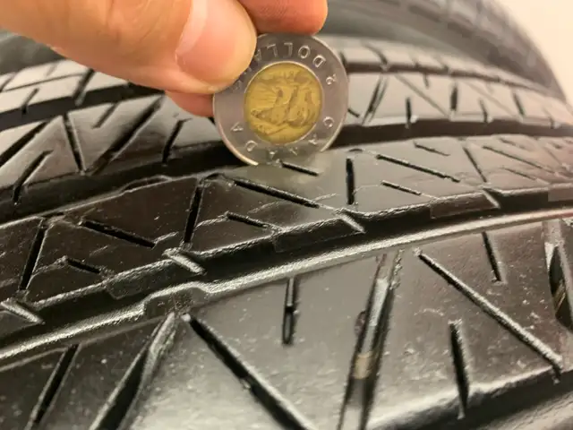 Four 225/65R17 Dunlop A/S tires  in Tires & Rims in City of Toronto - Image 9