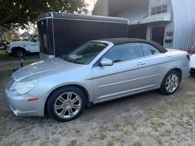 2008 Chrysler Sebring Convertible- 148,00 klm, clean, no tears in top, runs well. Selling as is.
