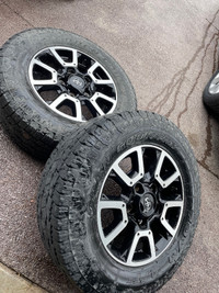 TOYOTA TUNDRA TRD RIMS TOYO OPEN COUNTRY A/T II 275 65 R18