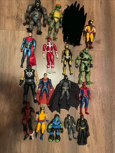 Figurine ,dc,marvel,halo,power rangers…, View more