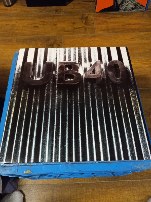 Vinyl Record/LP UB40 1980-1983 Excellent Condition in CDs, DVDs & Blu-ray in Trenton