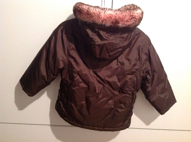 manteau hiver - fillette dans Vêtements - 2T  à Laval/Rive Nord - Image 2