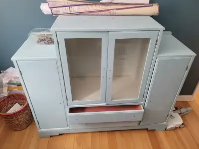 Free Cabinet, View more